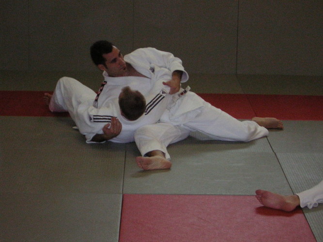 Judo: Kuzure Gesa Gatame (Carlos)